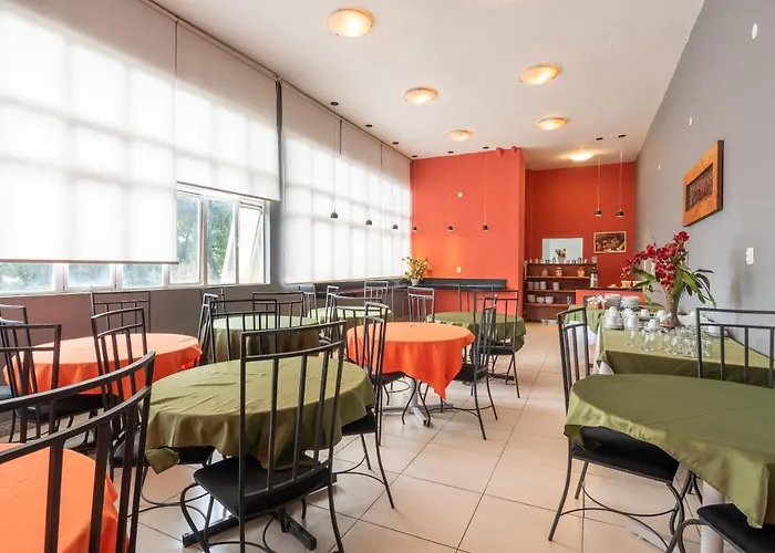 Belo Horizonte Hotels near Belo Horizonte/Pampulha - Carlos Drummond de Andrade Airport (PLU)