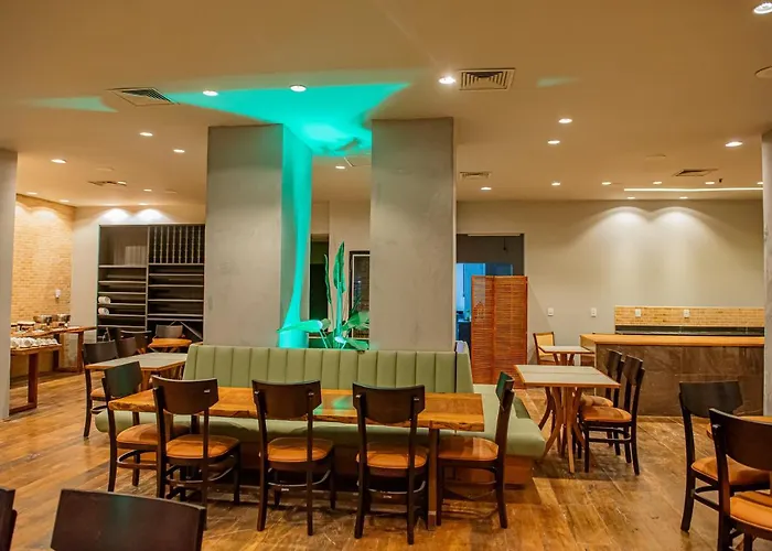 Belo Horizonte 4 Star Hotels near September Seven Square