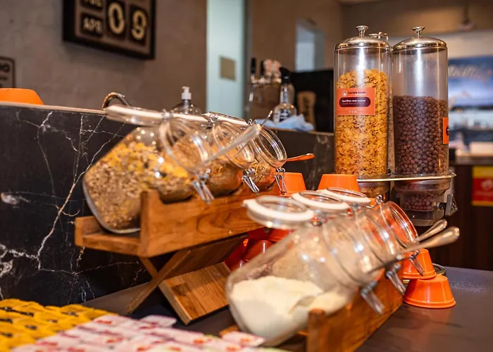 Belo Horizonte Hotels With Pool near Mercado Central de Belo Horizonte